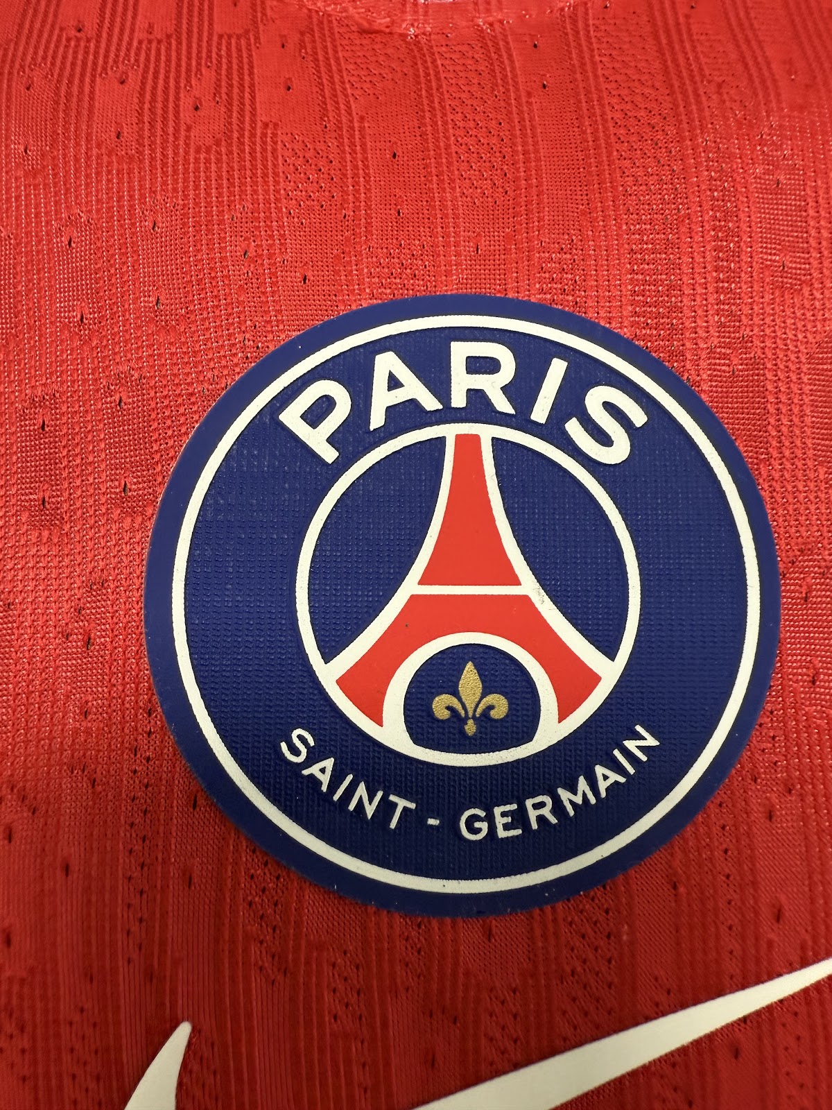 psg 26-27 local manga larga
