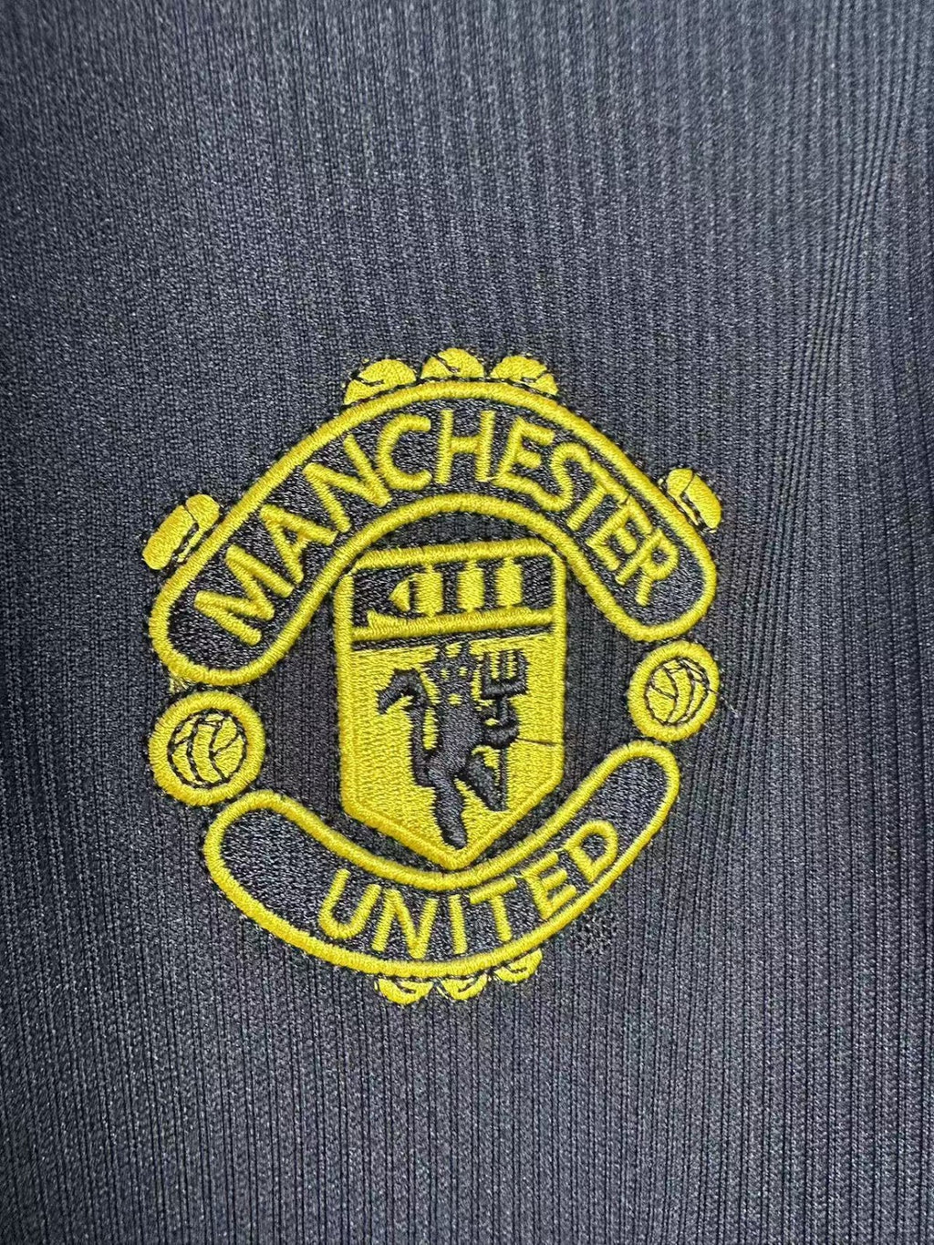 manchester united 1998-99 manga larga