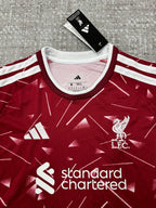 LIVERPOOL 26-27 LOCAL DAMA FAN