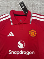 MANCHESTER UNITED 26-27 LOCAL DAMA FAN