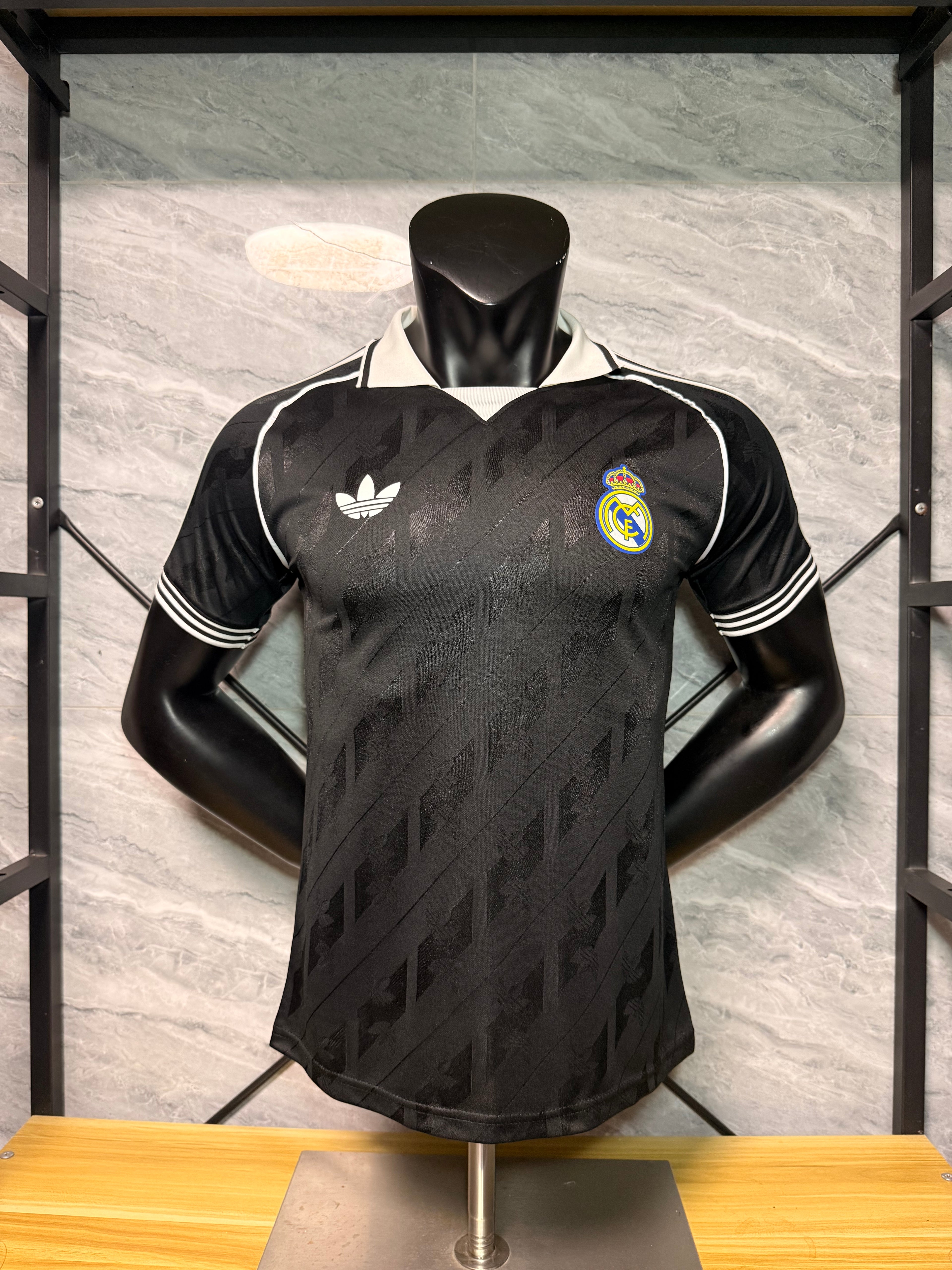 Real Madrid 26-27 Polo Negra