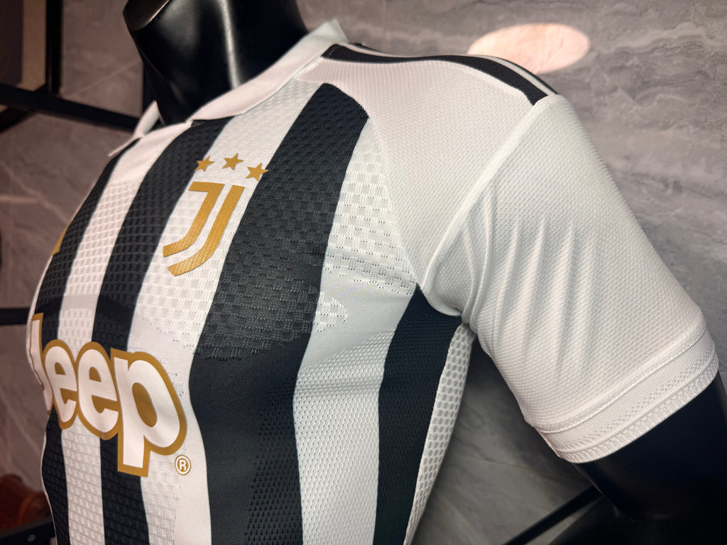 Juventus 26-27 Local