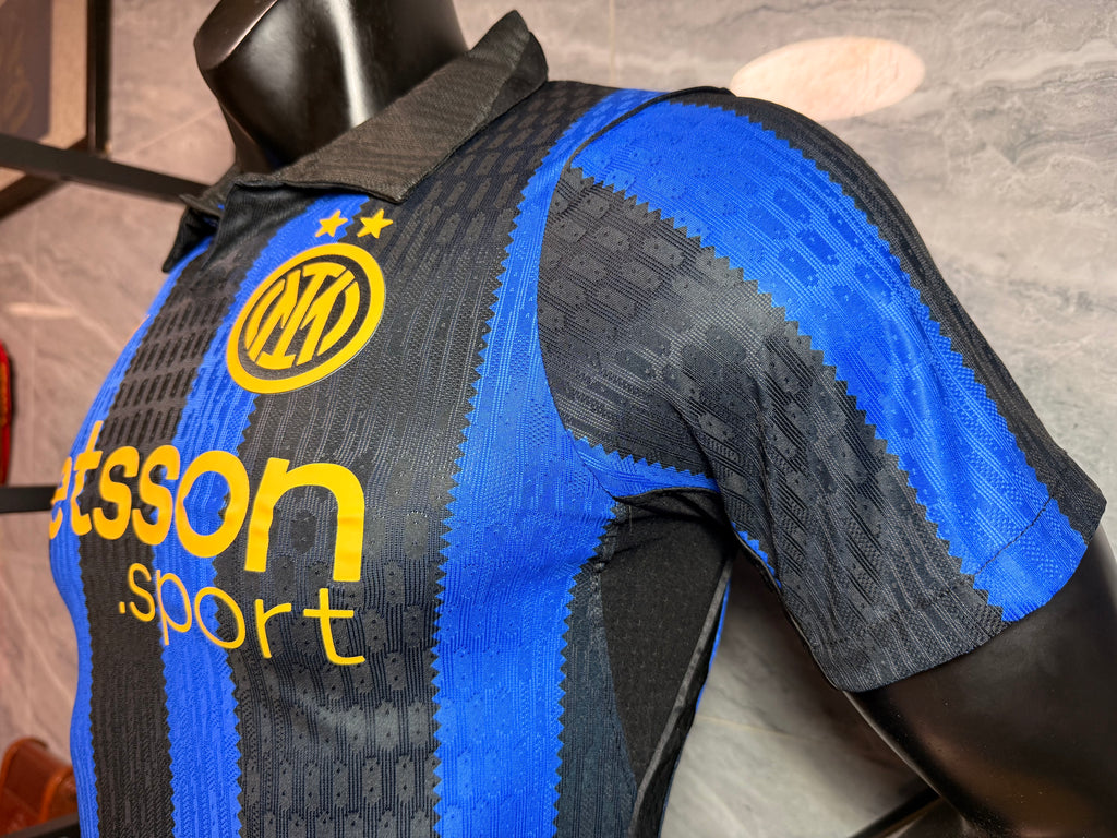 Inter Milan 26-27 Local