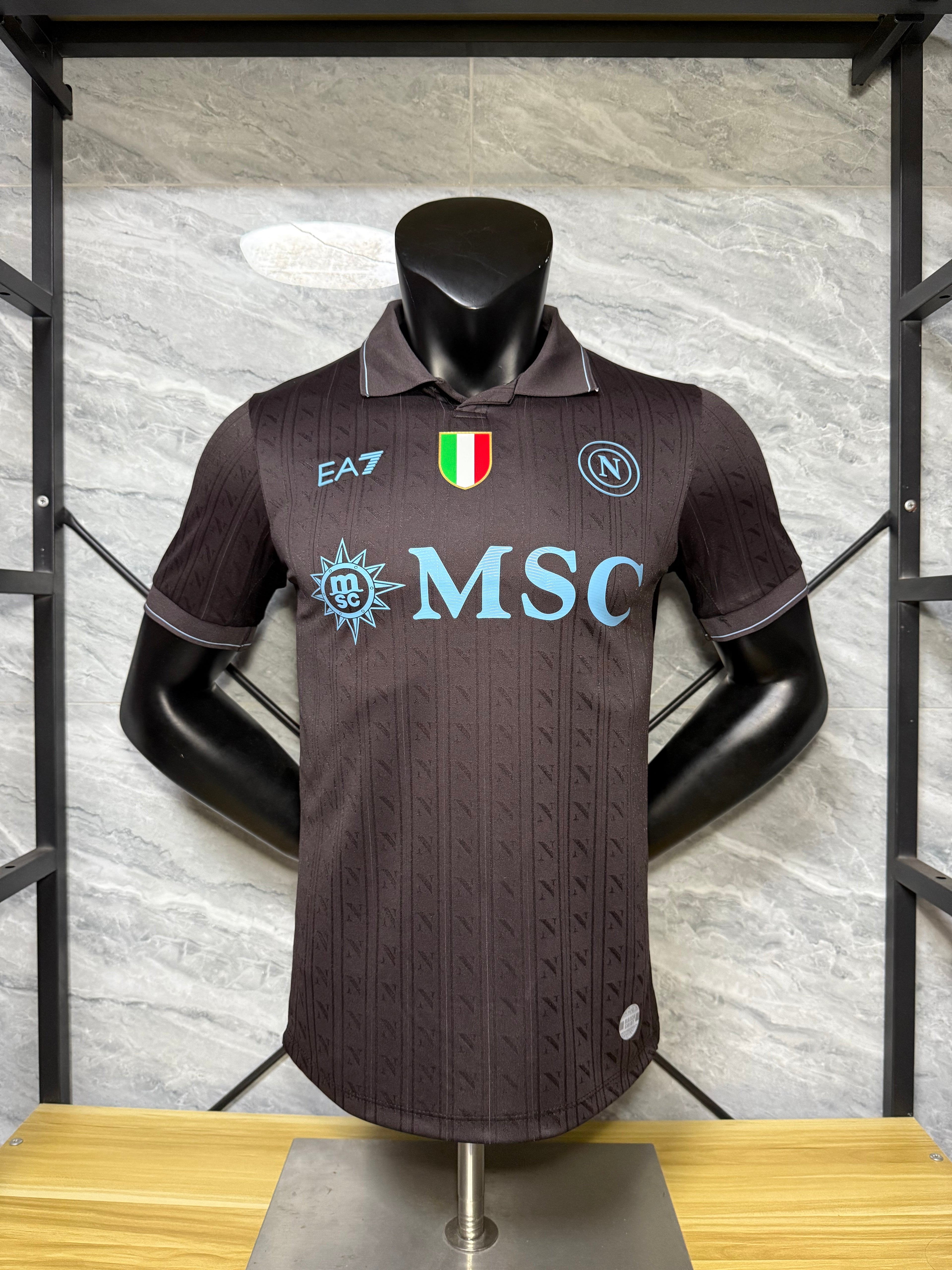 Napoli 25-26 Alternativa