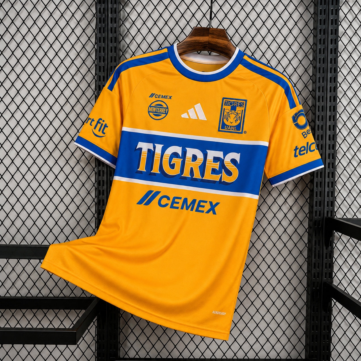 TIGRES 26-27 LOCAL