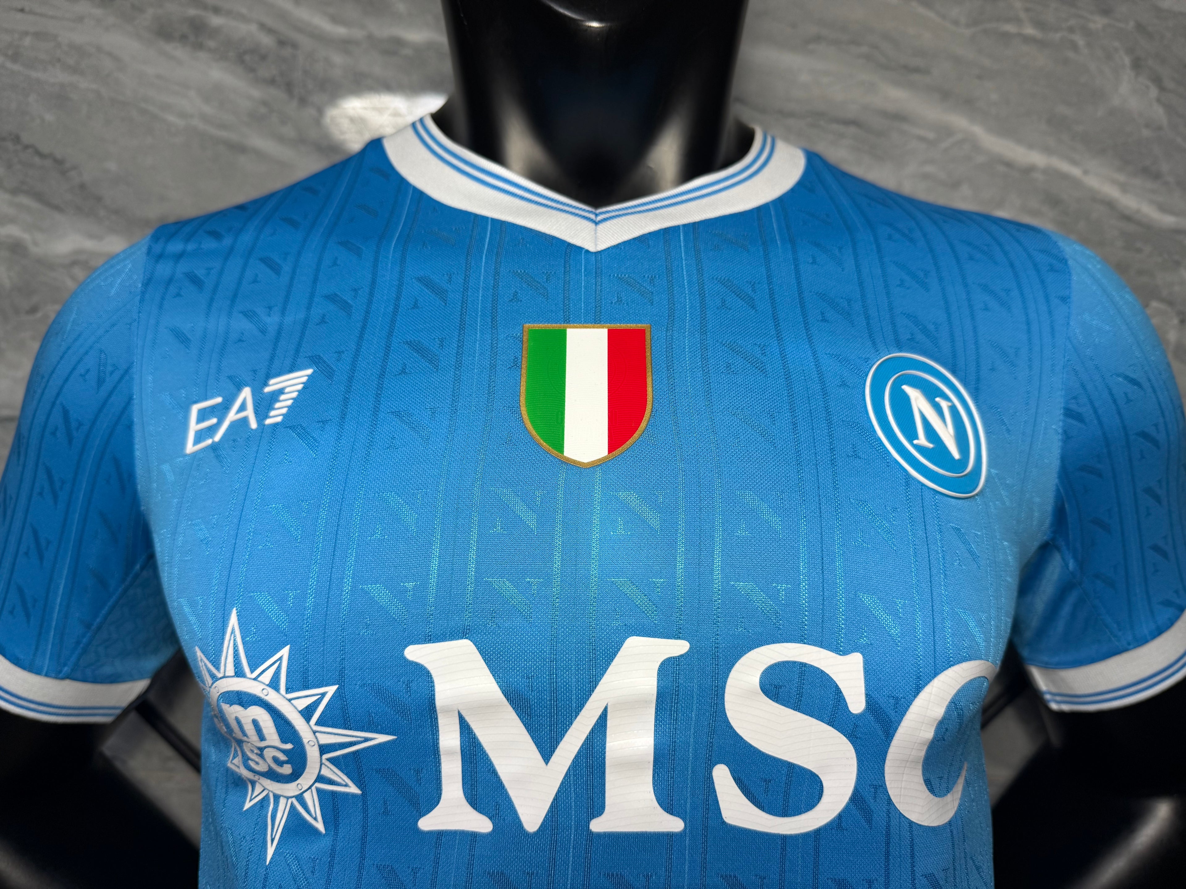 Napoli 25-26 Local