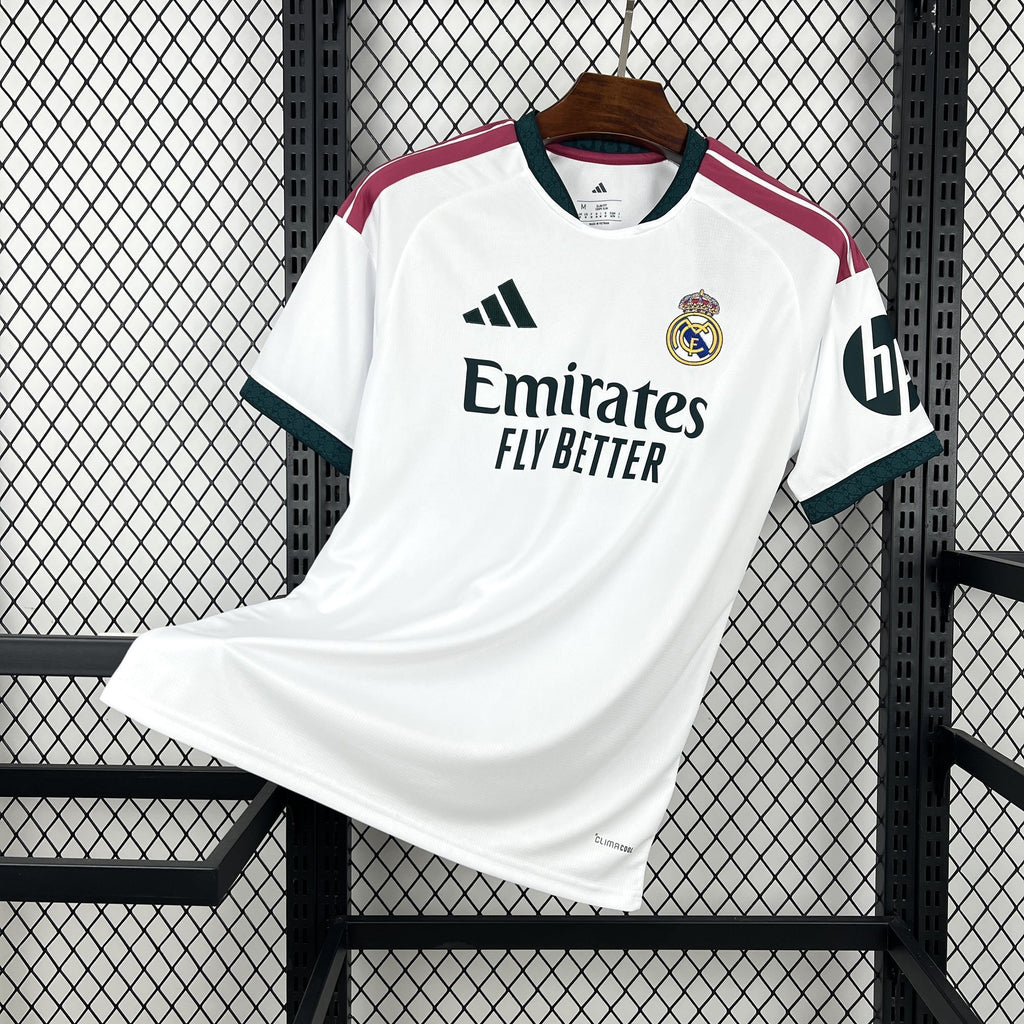 Real Madrid 2026-2027 Local