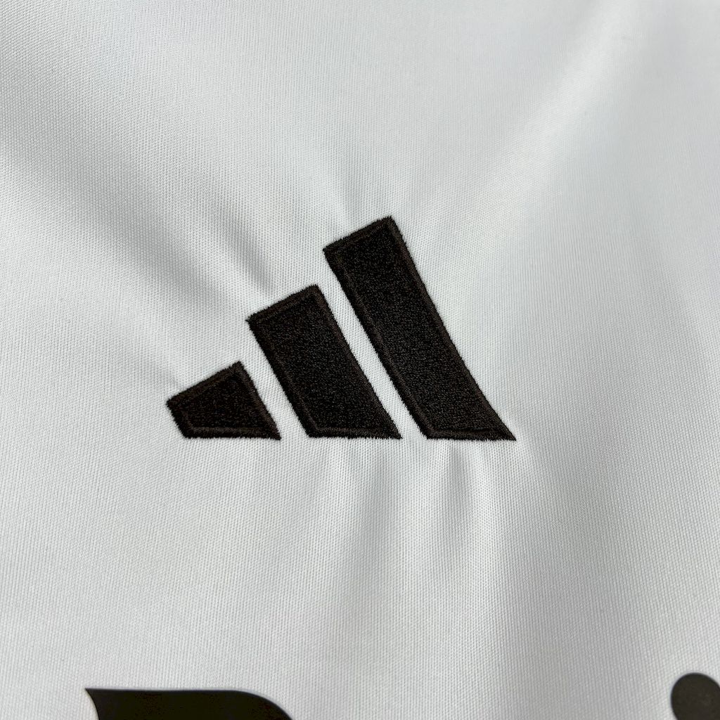 Real Madrid 2026 Local