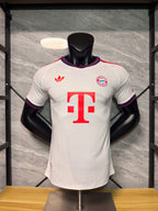 Bayern Munich 26-27 Visita